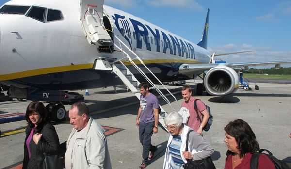 Беларусь будут облетать? Возможные последствия инцидента с Ryanair для туристов