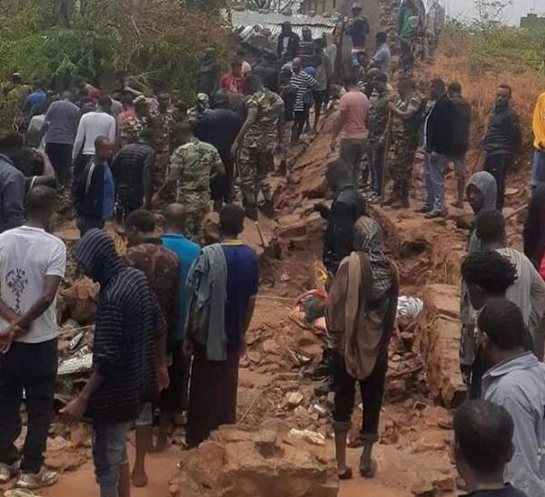 Проливной дождь в Эфиопии привел к обрушению стен в домах: погибли 9 человек
