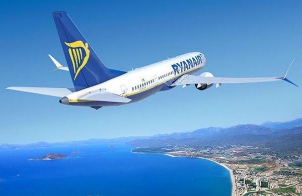 Убыток Ryanair приблизился к миллиарду долларов, но восстановление уже началось